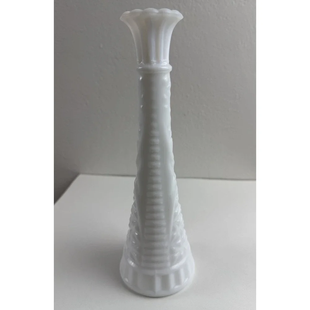 Vtg White Milk Glass Stars And Bars 9